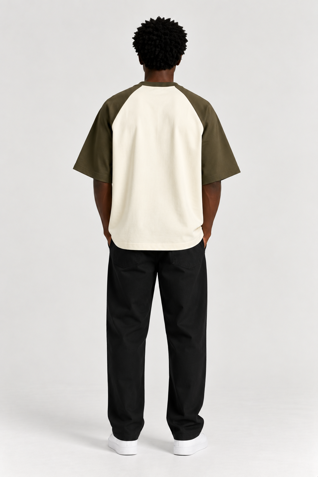 CONTRAST RAGLAN T-SHIRT